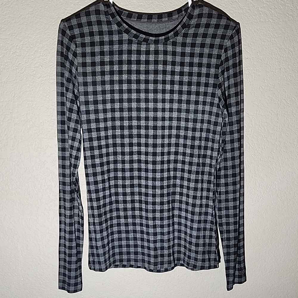 Cuddl Duds Top Womens Size M Longsleeve Shirt Black Gray Plaid